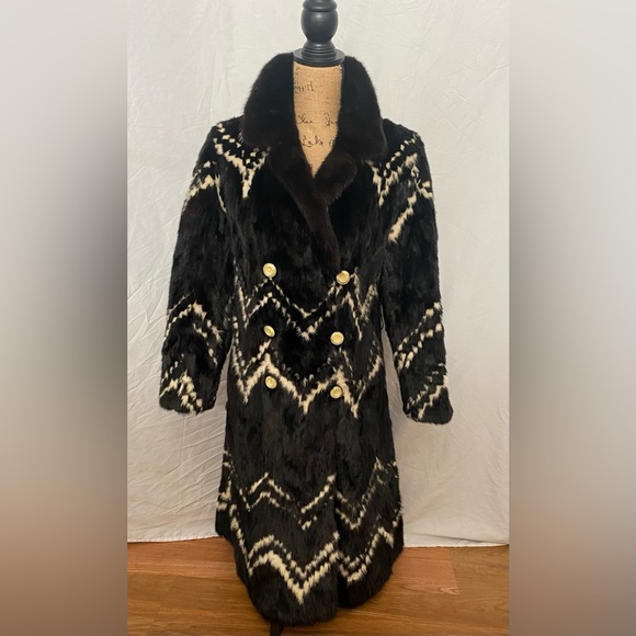 Jackets & Blazers - 🔥🔥FAB Vintage Full Length Two Tone MINK Fur Coat - Small